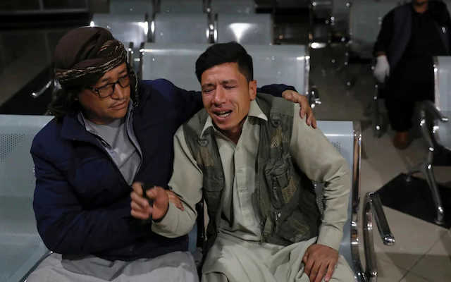 بمب گذاری انتحاری در کابل حداقل 18 کشته ، از جمله کودکان را به همراه داشت