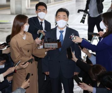 کره جنوبی - جنجال بر سر نامزد عالی دادستان پدیدار می شود / رئیس جمهور مون پس از طرح شکایت رسمی برای تهمت در سال 2019 ، گام قانونی علیه منتقد خود را رها کرد